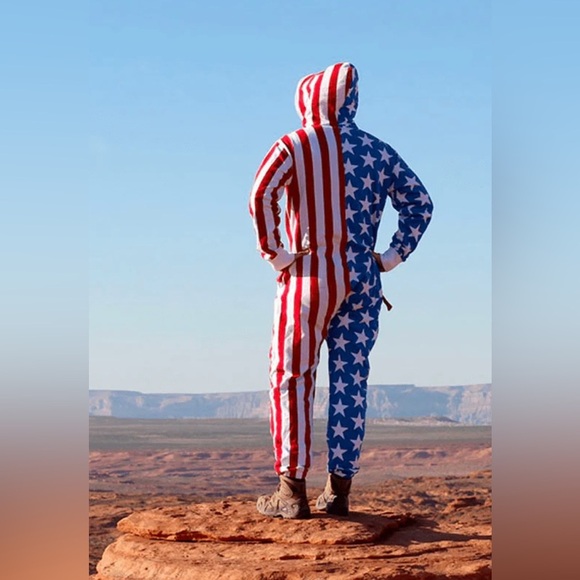 Tipsy Elves Sz M USA Hooded Patriotic American Flag Jumpsuit NWOT - Picture 2 of 6